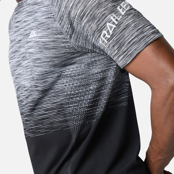 Trailberg Arc Seamless T-Shirt - Black/Moon Grey
