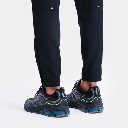 Agaru Pacer Trackpant - Black