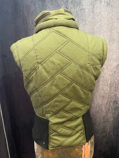 AYYAWEAR VEST WOMENS MEDIUM