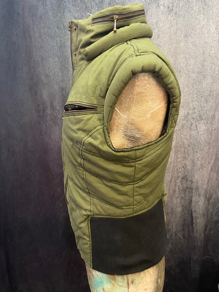AYYAWEAR VEST WOMENS MEDIUM
