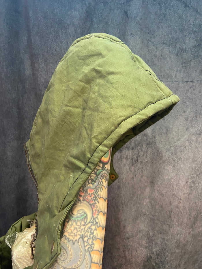 AYYAWEAR VEST WOMENS MEDIUM