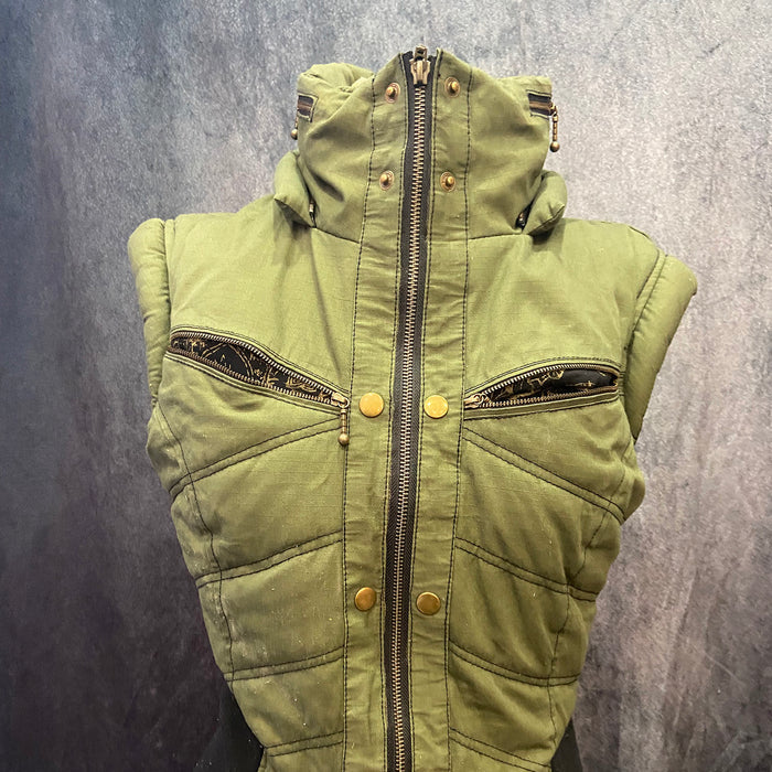 AYYAWEAR VEST WOMENS MEDIUM