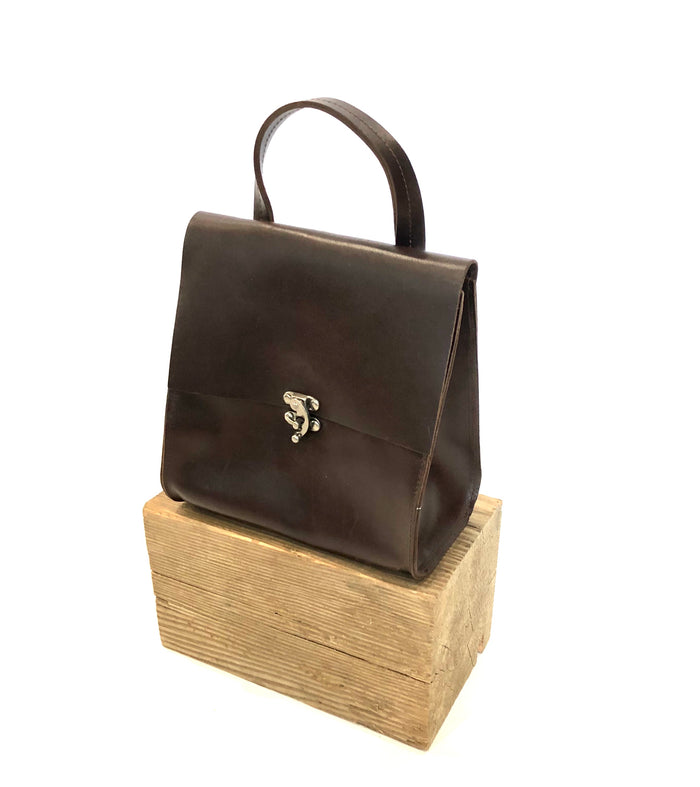 B39 backpack