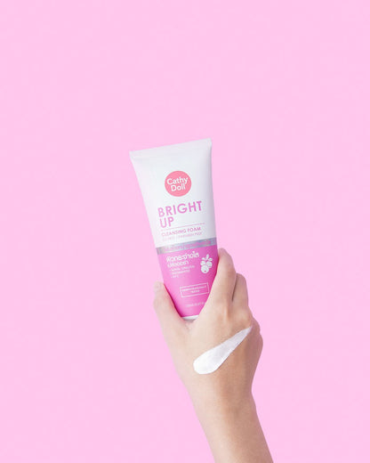 CATHY DOLL Bright Up Cleansing Foam SLS Free Paraben Free غسول التفتيح للبشرة من كاثي دول