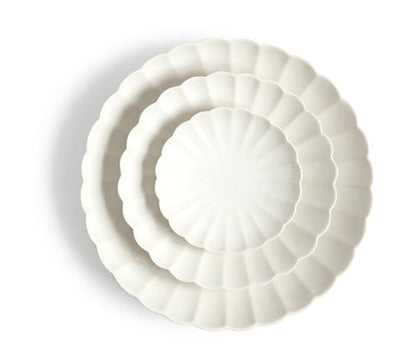Chrysanthemum Plate Set