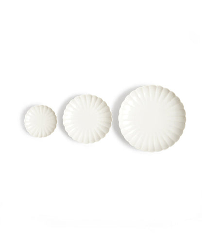 Chrysanthemum Plate Set