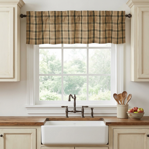 Cider Spice Valance in a farmhouse kitchen