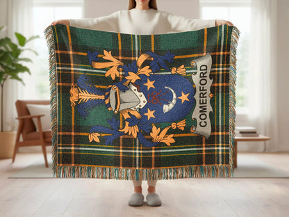 Feature list for the Comerford cotton woven blanket with fringed edges.