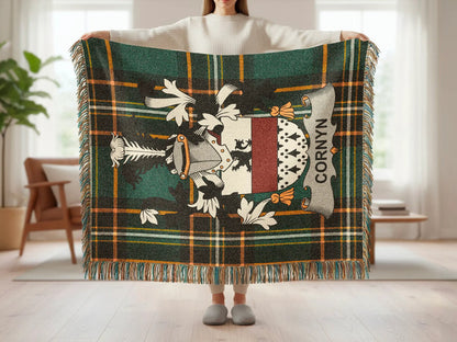 Feature panel for the Cornyn cotton woven blanket with fringe.
