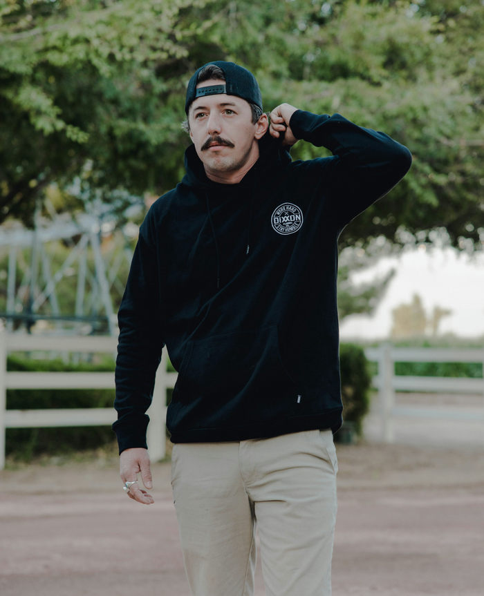 Corpo Lightweight Pullover - White / Black