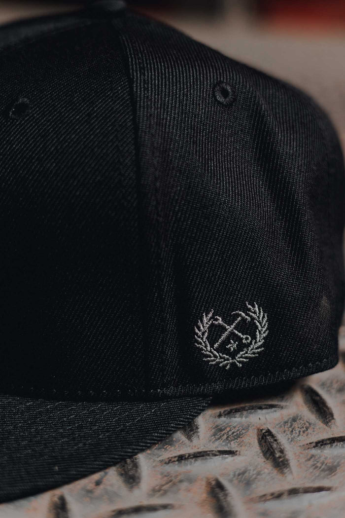 Corpo Snapback - Grey / Black