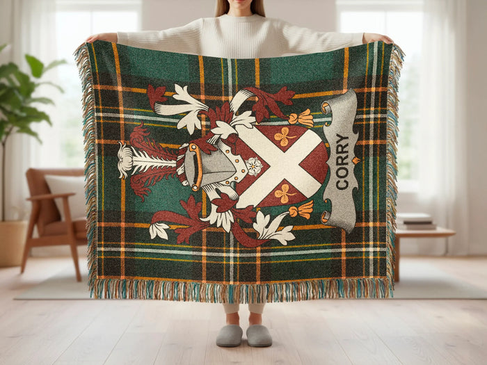 Feature list for the Corry cotton woven blanket with fringed edges.