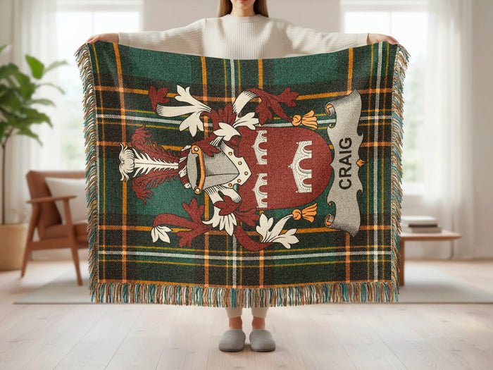 Feature panel for the Craig 100% cotton woven blanket.