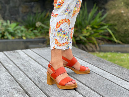 Jordana Abby available in 2 colours