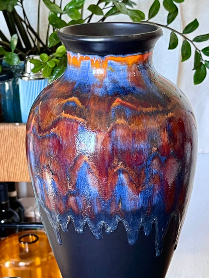 Mid-Century Modern Royal Haeger Ceramic Vase