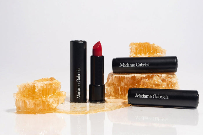 PARIS AT 7PM - Makeup - Madame Gabriela Beauty - 21MadameGabriela_0001HR_1 - The Detox Market |