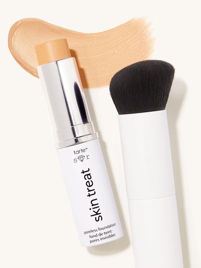 skin treat poreless foundation stick image number 4