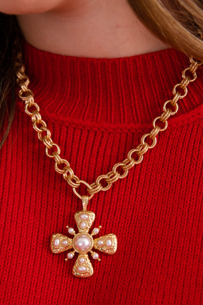 Chunky Chain Necklace with Bold Cross Pendant