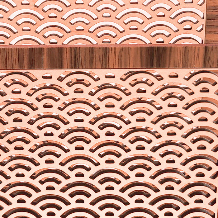 Wave-Patterned Vertical Napkin Holder